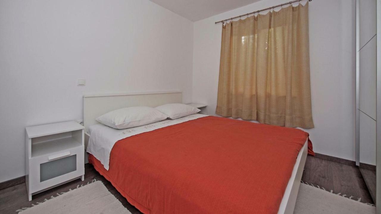 Apartments Mare Vodice Buitenkant foto